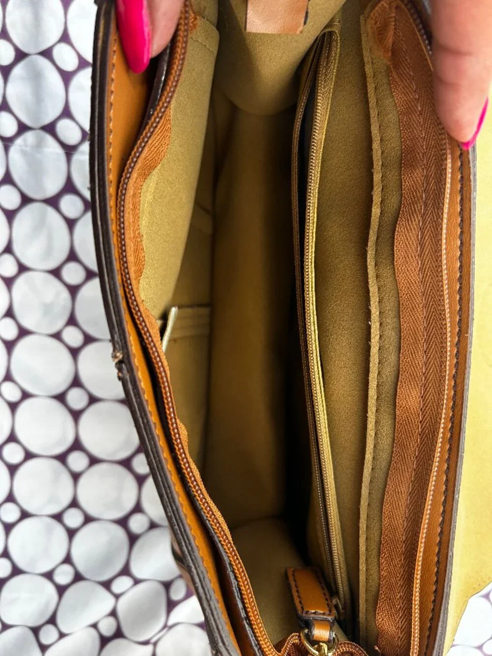 Caramel Colored Leather Shoulder Bag/Purse